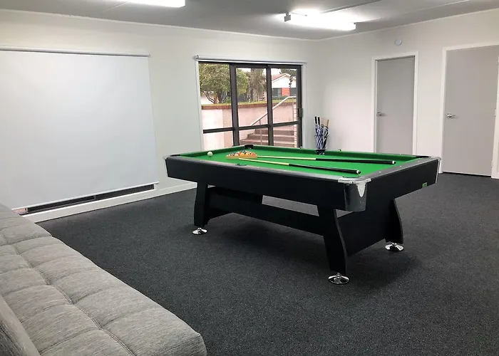 Luxury K-lodge With Golf Course View-rotorua *